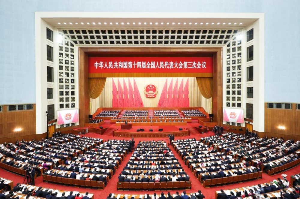 萬(wàn)馬股份黨員觀看第十四屆全國(guó)人大三次會(huì)議開幕盛況